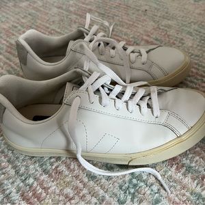 Veja Sneakers size 37